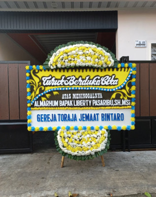 Papan Bunga Duka di Pajajaran